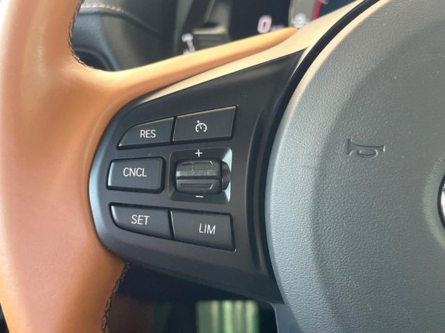 �y�N���[�Y�R���g���[���z�������H�����N���N���s�B�A�N�Z���𗣂��Ă���葬�x�ő��s���ł��A�������^�]���̕��S���y��!�����E�������ȒP�ȃX�C�b�`����Œ����ł��܂��B