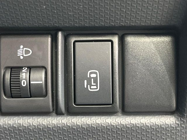 �y�p���[�X���C�h�h�A�z�X�}�[�g�L�[��^�]�Ȃ̃X�C�b�`�ŃX���C�h�h�A�̊J���\���d��������͂����ăh�A���J����K�v�������A���������q�l�ł��A�d���ו��������Ă��鎞�����N�ɊJ���߂ł��܂���