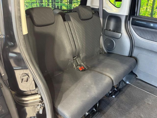 �L�X�Ƃ���2��ڃV�[�g�͋��Z���������A���S�n�����K!�F�B��Ƒ��Ƃ̂��o�����ɂ҂�����ł��B�x�r�[�V�[�g��`���C���h�V�[�g�g�p�������K�ɂ��߂�������������\���ȋ�Ԃ��m�ۂ��Ă��܂��B