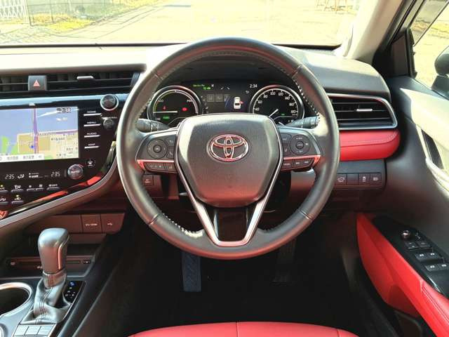 カムリ2.5 WS E-Four 4WD