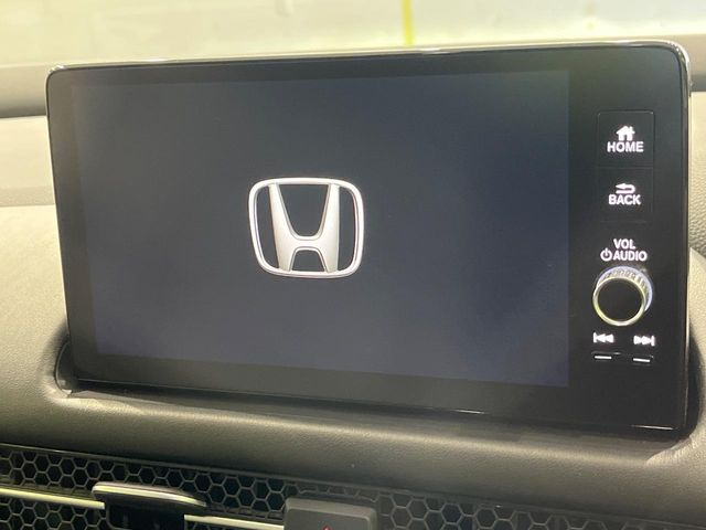 �y9�C���` �z���_�R�l�N�g�f�B�X�v���C�z���F���̍������ʃf�B�X�v���C�Ńi�r�̎g�p��A�������̃X�}�[�g�t�H���ƘA�g����bluetooth�ł̉��y�Đ����\�ł���