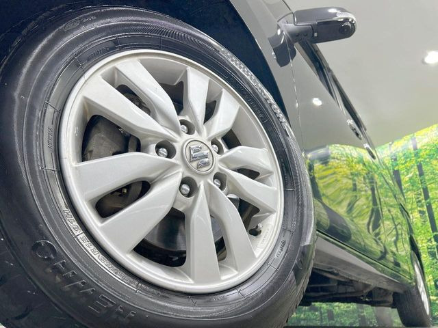 �y����15�C���`�A���~�z�C�[���z�O�ςɃ}�b�`���������A���~�z�C�[���𑕒����Ă���܂��B�e��ЊO�A���~�z�C�[����A�X�^�b�h���X�^�C�����戵�����Ă���܂��B���񂲑��k������