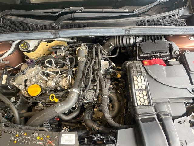 �����X�ł́A�e���[�J�[�̐�p�f�f�e�X�^�[�𓱓��B���Ǝ��i�����e�N�j�J���X�^�b�t���풓���Ă���܂��̂ŁA������̍ۂɂ����S���Ă����p���������܂��B