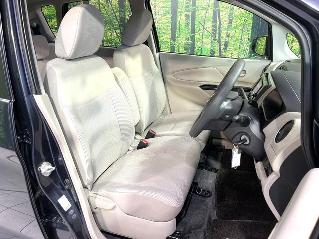 �^�]�ȃV�[�g���͎g�p�������Ȃ��A�ǍD�ȏ�ԂƂȂ��Ă��܂��B���J�Ɏg���Ă������Ƃ��悭�킩��܂��ˁB