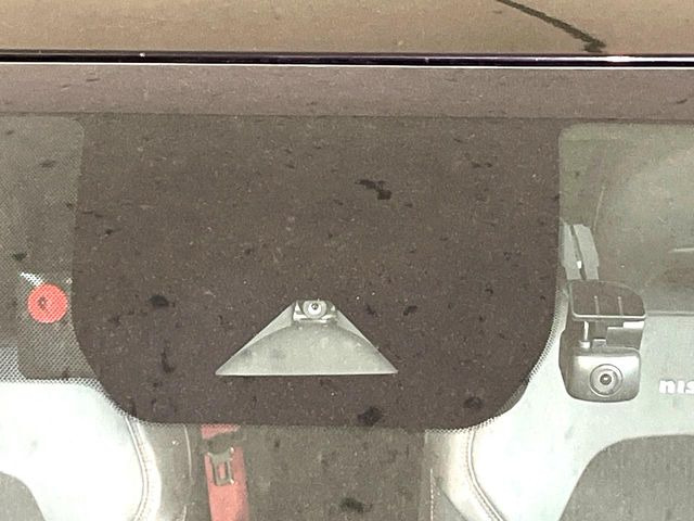 �y�v���p�C���b�g�z�������H�ł̒��������s���y��!!�a�؎��Ə��񑖍s�̃V�[���ŁA�A�N�Z���E�u���[�L�E�X�e�A�����O�������Ő��䂵�A�������^�]�̕��S���y�����Ă���܂���