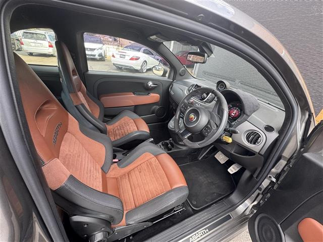 アバルト595コンペティツィオーネ