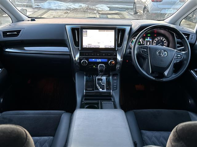 ヴェルファイアハイブリッド2.4 ZR 4WD