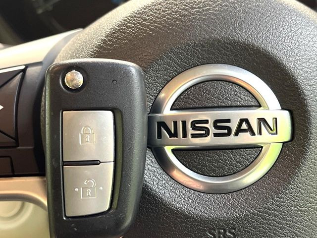 �y�C���e���W�F���g�L�[�z�J�o����|�P�b�g�ɓ��ꂽ�܂܂ł��h�A�̎{���E�������\�ȃX�}�[�g�L�[�𑕔��B�G���W���̃I���E�I�t�����J�M�����o���K�v����������Ƃ��Ă��֗��ł���