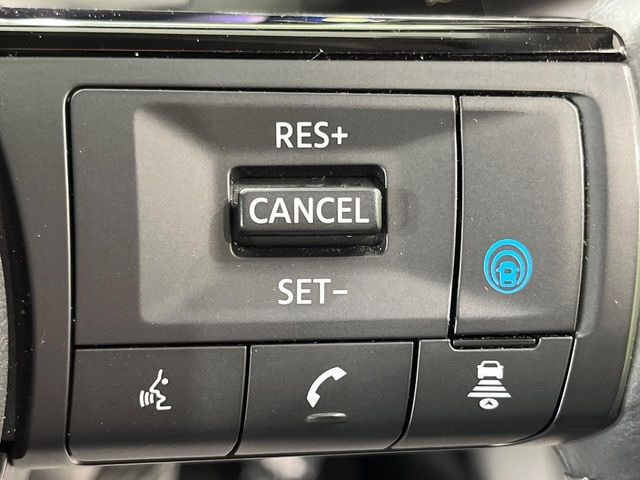 �y�v���p�C���b�g�z�������H�ł̒��������s���y��!!�a�؎��Ə��񑖍s�̃V�[���ŁA�A�N�Z���E�u���[�L�E�X�e�A�����O�������Ő��䂵�A�������^�]�̕��S���y�����Ă���܂���