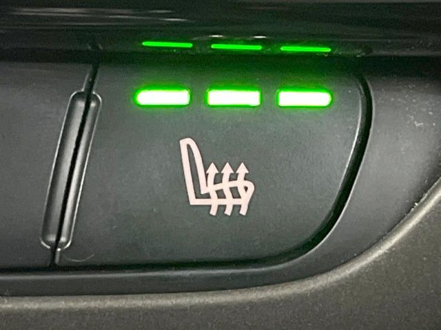 ���t�����g�V�[�g�q�[�e�B���O:�^�]�ȁE����ȋ��ɎO�i�K�Œ��߂��\�ȃV�[�g�q�[�^�[�𑕔����Ă���܂��B�G�߂��킸���K�ɂ��g�p���������܂��B