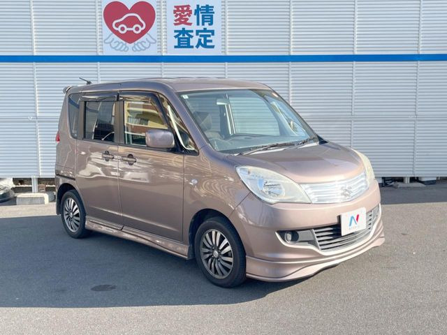 �������x�̃K���X�疌�ŝ����͂������A�㎿�ȃc���E����������B���O����_���J�����؂Ȉ��Ԃ�ی삵�A�F�����E�򉻂�h�~�B�u�e�X�v���b�V���R�[�g�v�A�u�e�v���~�b�T�R�[�g�v���炨�I�т��������܂��B