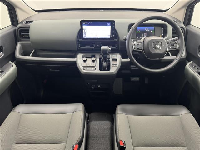 フリード1.5 e:HEV クロスター