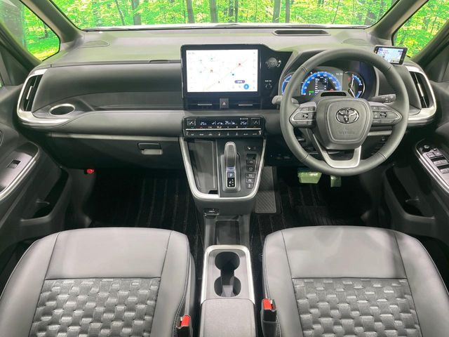 ヴォクシー1.8 ハイブリッド S-Z