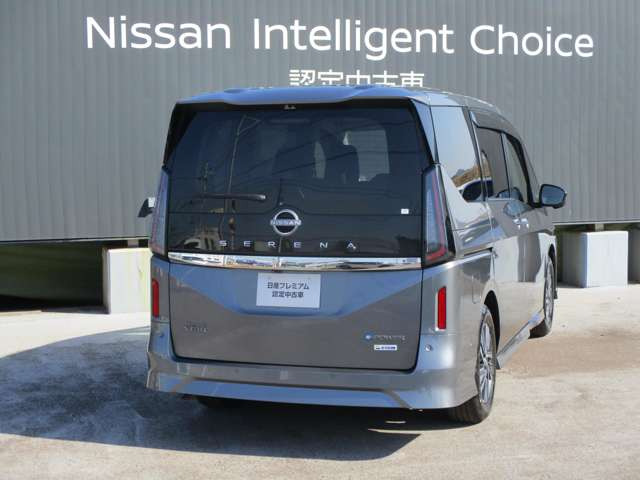 セレナ1.4 e-POWER ハイウェイスターV