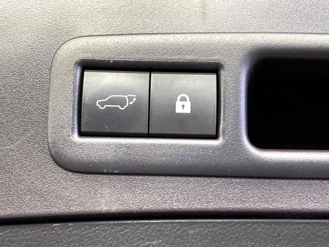 �y�p���[�o�b�N�h�A�z�X�}�[�g�L�[��^�]�Ȃ̃{�^�������������Ń��A�Q�[�g�������ŊJ���܂�!�ו��������Ă��鎞��A�����ʒu�ɂ���o�b�N�h�A��߂�ۂɕ֗��ȋ@�\�ł���