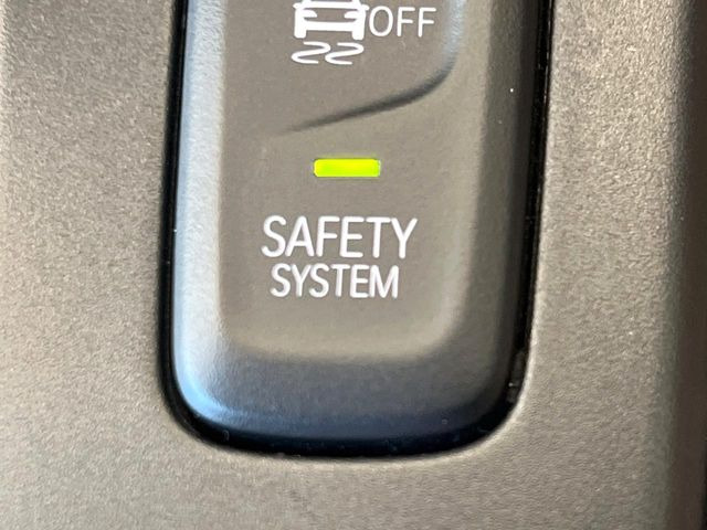 �y�v���N���b�V���Z�[�t�e�B�z�O���̎ԗ��������m���A�Փ˂������Ȏ��͌x��Œ��ӂ𑣂��A�u���[�L�𓥂ޗ͂��T�|�[�g�B�u���[�L�𓥂߂Ȃ������ꍇ�͏Փ˔�Q�y���u���[�L���쓮�A�Փˉ�����T�|�[�g���܂��B