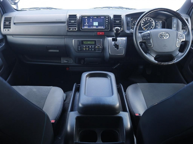 ハイエースバン2.8 スーパーGL ダークプライムII ロング ディーゼル 4WD