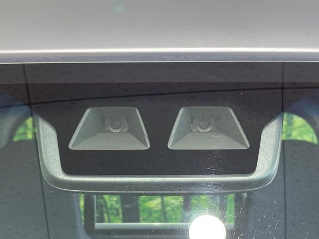 �y�X�}�[�g�A�V�X�g�z���s���ɑO���̎ԗ�����F�����A�Փ˂������Ȏ��͌x��ƃu���[�L�ŏՓˉ���Ɣ�Q�y�����A�V�X�g�B�����S�Ƀh���C�u�����y���݂��������܂��B