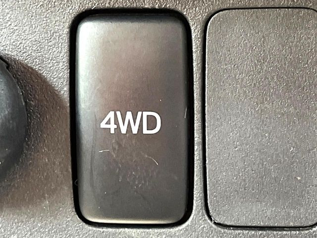 4WD�̂��Ԃł��̂ŁA�ᓹ�ł����S�ł���~��n�n��ɂ��Z�܂��̕��ȊO�ɂ��A�E�B���^�[�X�|�[�c����̕���~��n��֋A�Ȃ����@�������ɂ���������!