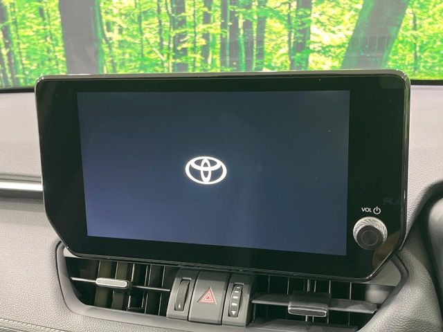 �y10.5�C���` �f�B�X�v���C�I�[�f�B�I�z���ʂ̃f�B�X�v���C��AppleCarPlay��AndroidAuto�����p�\�B�傫�ȉ�ʂŃX�}�z�i�r�A�v���������p���������܂���