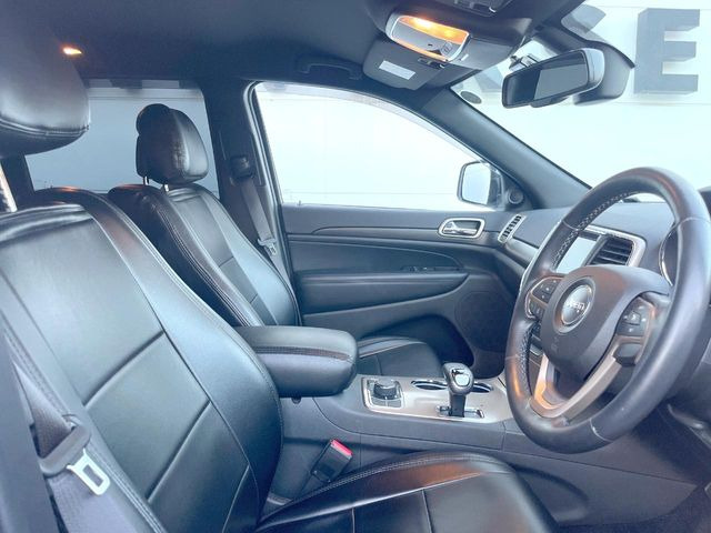 ���V�[�g�̎g�p��:�j��E�ւ�������Ȃ��A�����̒ʂ肫�ꂢ�ȏ�Ԃ��ێ����Ă���܂��B�܂��A�����N���[�j���O�E�R�[�e�B���O�����p�����������܂��B