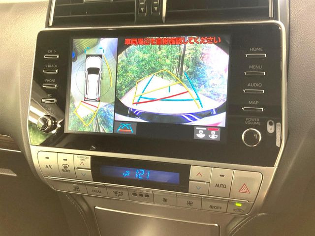 �y�p�m���~�b�N�r���[���j�^�[�z��p�̃J�����ɂ��A�ォ�猩���낵���悤�Ȏ��_��360�x�N���}�̎��͂��m�F���邱�Ƃ��ł��܂������p�������m�F���₷���A�����ꏊ�ł̐؂�Ԃ��⒓�Ԃ��X���[�Y�ɍs���܂��B