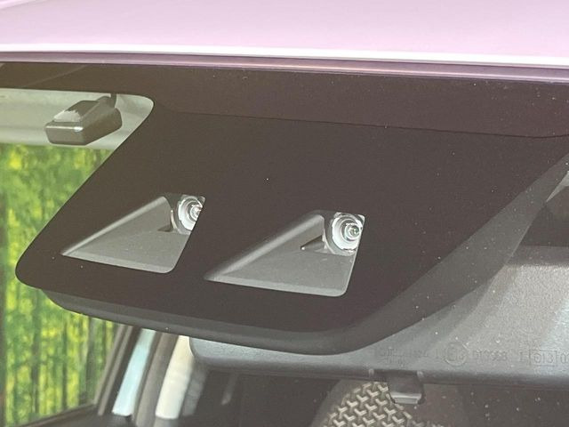 �y�X�}�[�g�A�V�X�g�z���s���ɑO���̎ԗ�����F�����A�Փ˂������Ȏ��͌x��ƃu���[�L�ŏՓˉ���Ɣ�Q�y�����A�V�X�g�B�����S�Ƀh���C�u�����y���݂��������܂��B