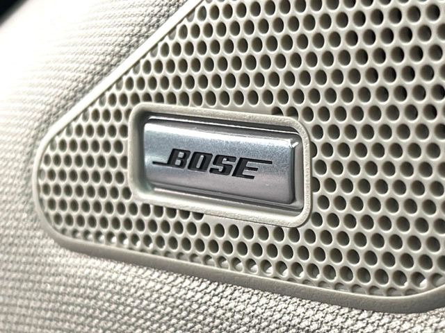 �yBOSE�T�E���h�V�X�e���z���[�J�[�I�v�V�����̍��i�ʃT�E���h�V�X�e���𓋍ځB��p�̃`���[�j���O���{���ꂽ�召�l�X�ȃX�s�[�J�[����ǎ��ȃT�E���h���t�ł��A�Տꊴ���ӂ�鉹����Ԃ����o���܂��B