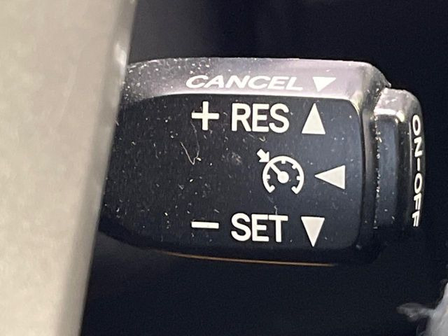 �y���[�_�[�N���[�Y�R���g���[���z�������H�ł̒��������s���y��!!�����ő��x��ۂN���[�Y�R���g���[�����A�Փˌy���V�X�e���ƘA�g���A�O���̎ԗ������m���ĎԊԂ�ۂ悤�ɑ��x���߂��Ă���܂�!!