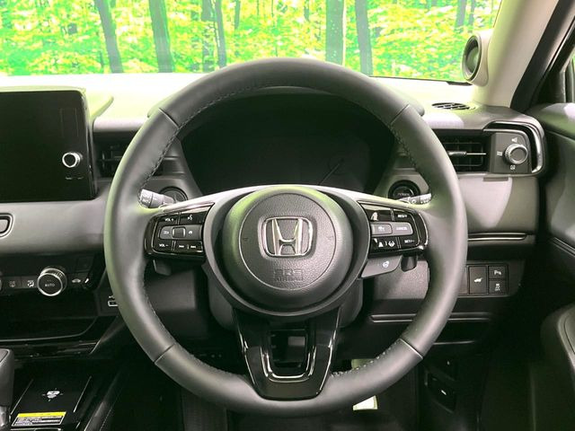 �y�����v�����X�e�A�����O�z�㎿�Ȋv���g�p���邱�ƂŁA��ɂ����������݂ƂĂ��^�]���₷���n���h���ł���