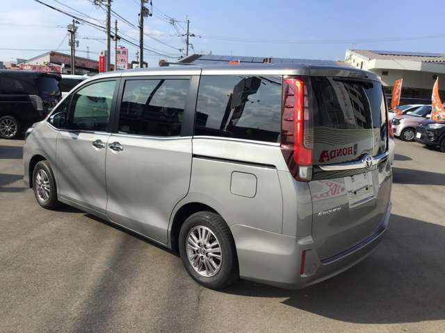 エスクァイア2.0 Gi ブラック テイラード