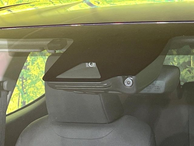 �y�g���^�Z�[�t�e�B�Z���X�z���s���ɑO���̎ԗ�����F�����A�Փ˂������Ȏ��͌x��ƃu���[�L�ŏՓˉ���Ɣ�Q�y�����A�V�X�g�B�����S�Ƀh���C�u�����y���݂��������܂��B