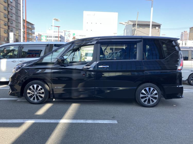 セレナ2.0 ハイウェイスター VセレクションII