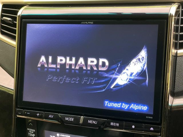 �y10�C���`���C�h�i�r�z�������ƃC���p�N�g�̂����^���C�h�i�r�𑕔��B�e��I�[�f�B�I����͂������A�������C�h��ʂł̃}�b�v2�����\���ȂǁA���֐��������i�r�ł���