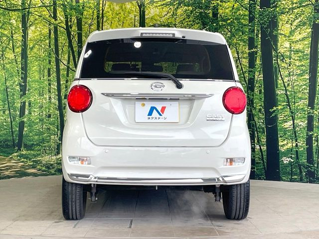 安心の最長10年・走行無制限保証(有償)をご用意。保証内容も充実はもちろん、無料点検&オイル交換や、年中無休の全国・24時間ロードサービスも付帯されておりますのでご安心下さい。