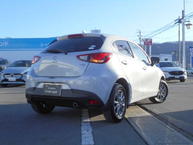 デミオ1.3 13S ノーブル クリムゾン 4WD