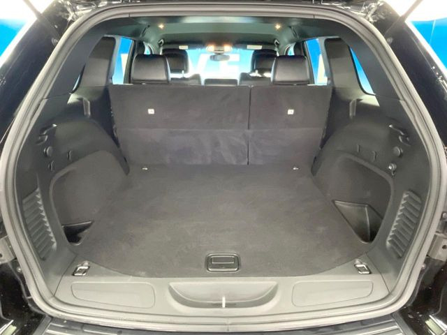 ���g�����N���[��:����L������e�X�y�[�X!���ꂾ���̍L��������΂��������⃌�W���[�Ȃǂɂ��œK�ł�!�g�p�������Ȃ����ꂢ�ȏ�Ԃ��ێ����Ă���܂��B