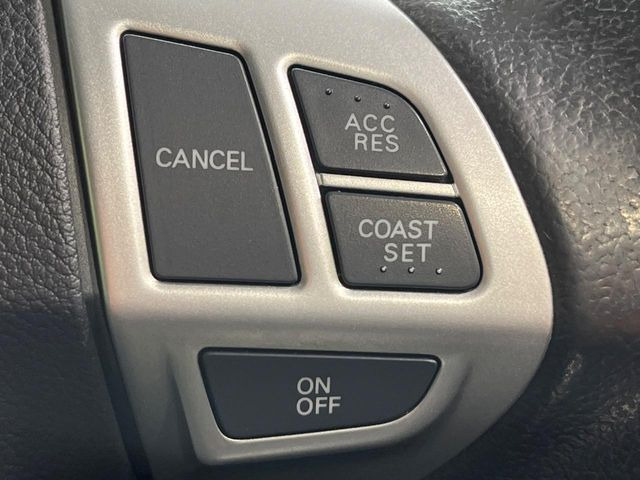 �y�N���[�Y�R���g���[���z�������H�����N���N���s�B�A�N�Z���𗣂��Ă���葬�x�ő��s���ł��A�������^�]���̕��S���y��!�����E�������ȒP�ȃX�C�b�`����Œ����ł��܂��B