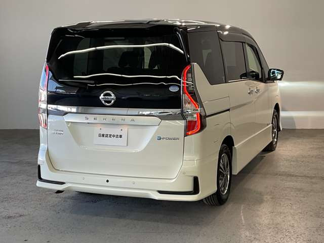 セレナ1.2 e-POWER ハイウェイスターV