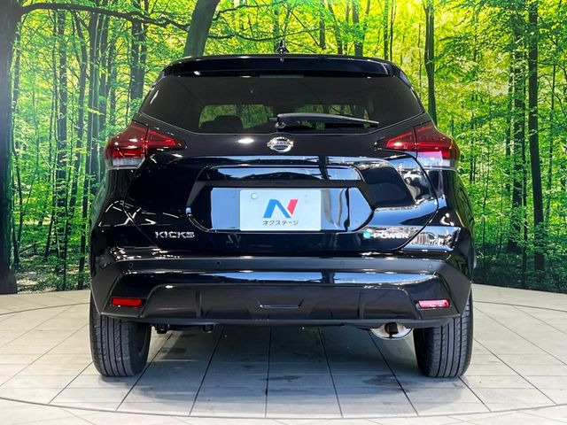 安心の最長10年・走行無制限保証(有償)をご用意。保証内容も充実はもちろん、無料点検&オイル交換や、年中無休の全国・24時間ロードサービスも付帯されておりますのでご安心下さい。