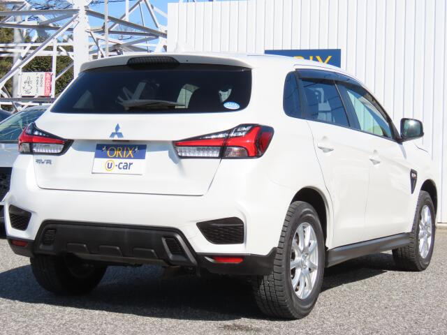 ���Ԃ̕��́A��֓� �u���C���^�[IC�v�~��Ă���