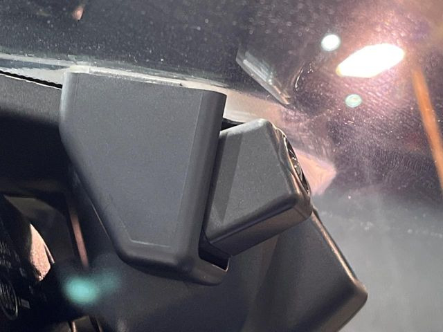 �y�h���C�u���R�[�_�[�z���S�E���S�ȃJ�[���C�t�ɕK�{�̃h���C�u���R�[�_�[�𑕔�!���s���͂������A������^�]�⎖�̂ɑ��������ۂ̏󋵂��f���ŋL�^���A����̃��X�N�ɔ����܂��B