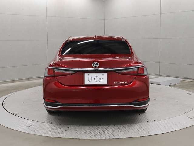 ES300h バージョンL