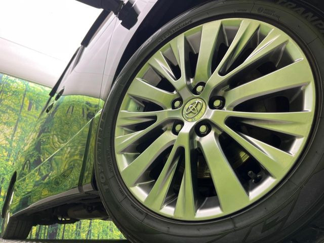 �y����18�C���`�A���~�z�C�[���z�O�ςɃ}�b�`���������A���~�z�C�[���𑕒����Ă���܂��B�e��ЊO�A���~�z�C�[����A�X�^�b�h���X�^�C�����戵�����Ă���܂��B���񂲑��k����������