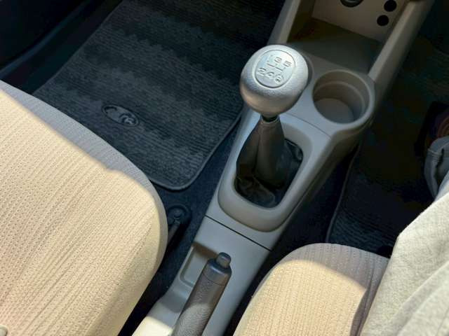 �C�ɂȂ邨�Ԃ�����܂�����E�̓d�b�ԍ����璼�ڂ��X�ɂ��₢���킹���������B�x�����@����ԗ����A��Ԃ܂łȂ�ł������������Ē����܂��B�X�^�b�t�ꓯ���A�����҂����Ă���܂��B