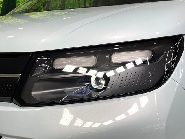 �yLED�w�b�h���C�g�z���V����ԑ��s�����ǍD�Ȏ��E���m�ۂ����S���ĉ^�]�ł��鍂�P�xLED�w�b�h���C�g�𑕔�!�_�����x�������A����d�͂��}�����Ă��܂��B