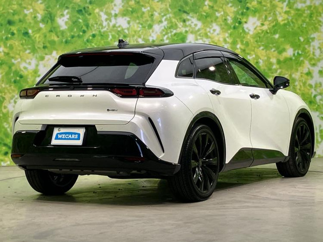クラウンスポーツ2.5 Z E-Four 4WD