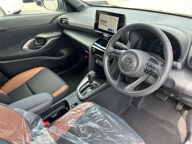 ���W����ɂ͍��i���̒��ÎԂ�V�Ԃ��������ł����W���䐔100��̑�^�W����֐��񂲗��X����������