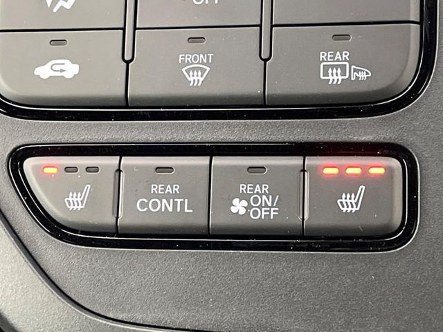 �y�V�[�g�q�[�^�[�z�������ɏd�󂷂�V�[�g�q�[�^�[!�G�A�R����葁�����܂��Ă����̂Ŋ�����̐l�����S�ł��ˁ�G�A�R���̉����͊������邩����A�Ƃ������ɂ����������߂ł��B