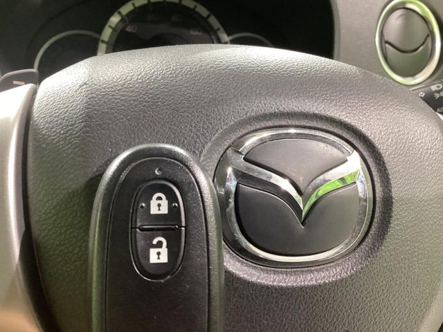 �y�L�[���X�X�^�[�g�V�X�e���z�J�o����|�P�b�g�ɓ��ꂽ�܂܂ł��h�A�̎{���E�������\�ȃX�}�[�g�L�[�𑕔��B�G���W���̃I���E�I�t�����J�M�����o���K�v����������Ƃ��Ă��֗��ł���